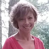 Laura Callahan Photo 17