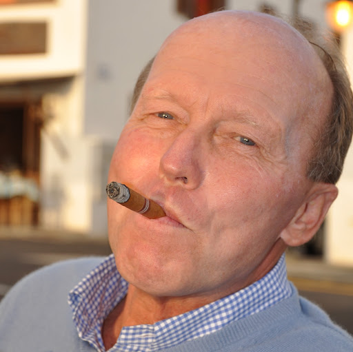 Hans Schaefer Photo 17