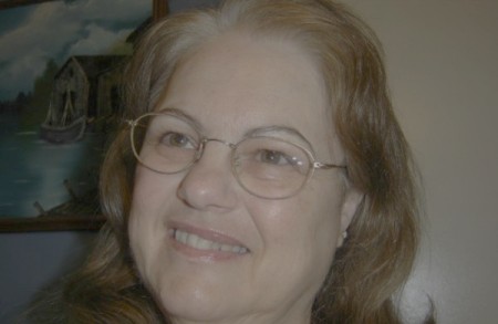 Melanie Hall Photo 21