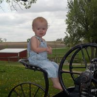Audra Hughes Photo 9