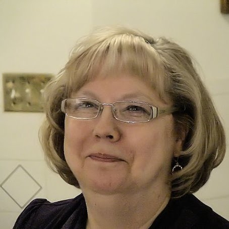 Susan Dobson Photo 15