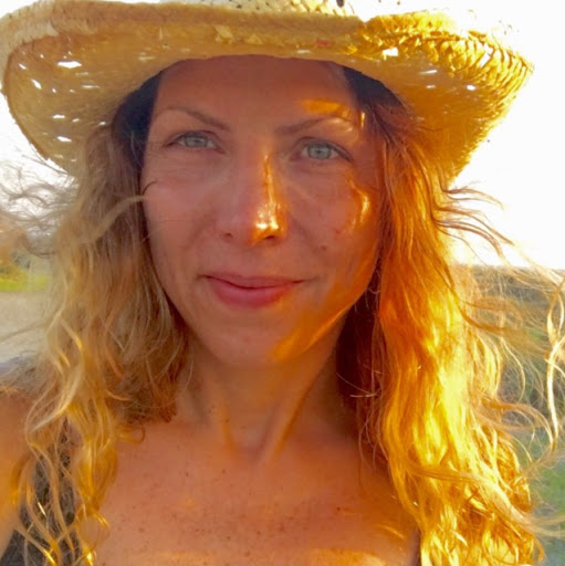 Lynn Bryan Photo 38