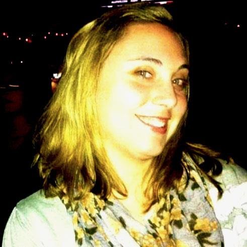 Kristin Newton Photo 30