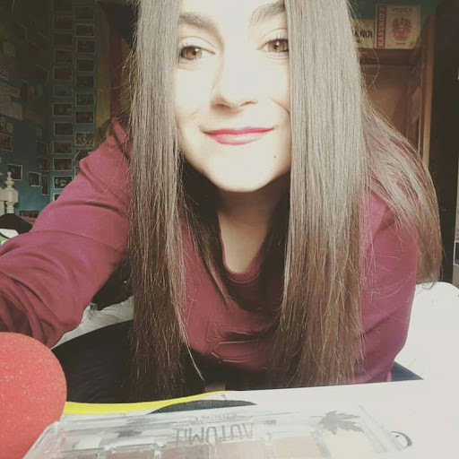 Olivia Perez Photo 19