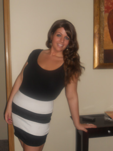 Amanda Simon Photo 35