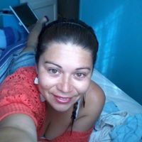 Elizabeth Alvarez Photo 22