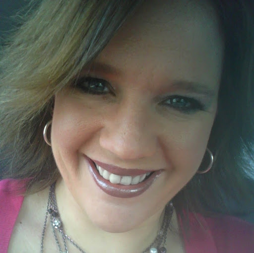Amy Anderson Photo 17