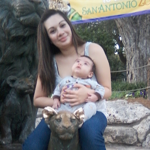 Lydia Rodriguez Photo 26