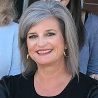 Renee Williamson Photo 46