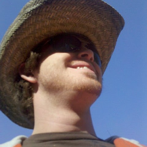 Justin Hall Photo 34