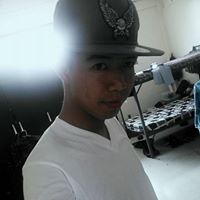 Evan Ray Photo 21