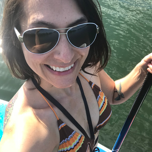 Nikki Allen Photo 14