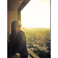Jillian Sharp Photo 8