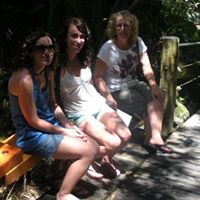Vicky Arnold Photo 32