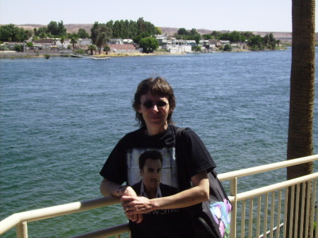 Linda Rowe Photo 1