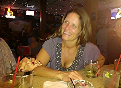 Lori Carlson Photo 26