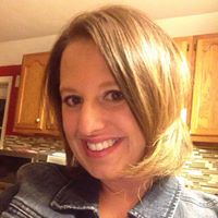 Jennifer Seifert Photo 28