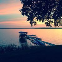 Elizabeth Rhoads Photo 15