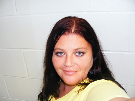 Elizabeth Grimes Photo 33