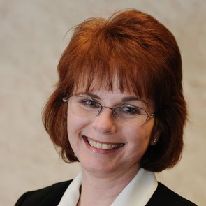 Luanne Lee Photo 12