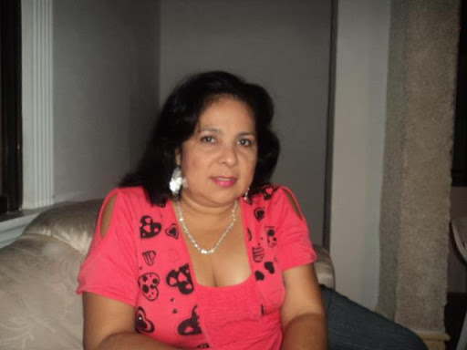 Gladys Manrique Photo 2
