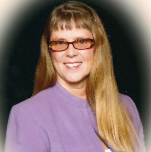 Lynn Brown Photo 39