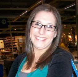 Erin Young Photo 39