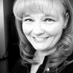 Gina Rodgers Photo 30