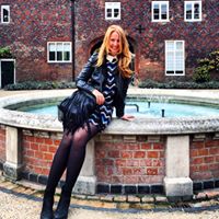 Sarah Macgregor Photo 12