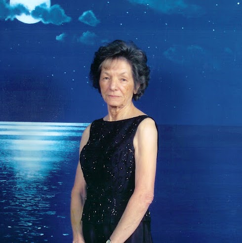 Jo Pierce Photo 7
