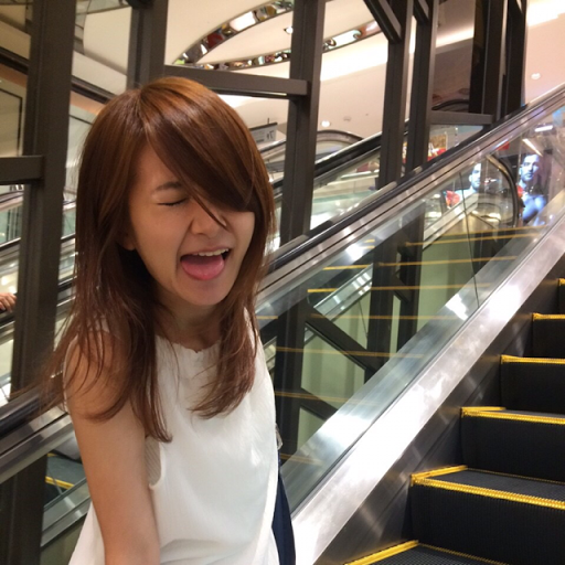 Nicole Lin Photo 34
