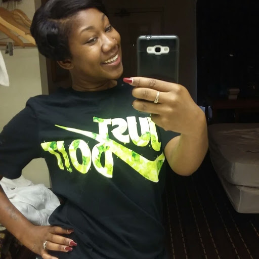 Antoinette Simpson Photo 35
