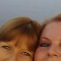 Michele Tomlinson Photo 11
