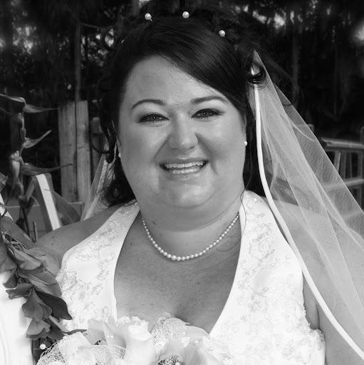 Anne Cross Photo 16