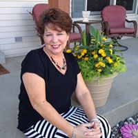 Peggy Thompson Photo 18
