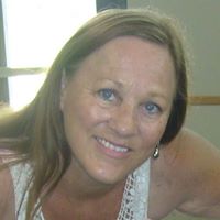 Elaine Cole Photo 28