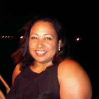 Debora Flores Photo 31