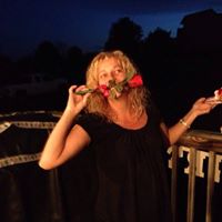 Tiffany Rogers Photo 25
