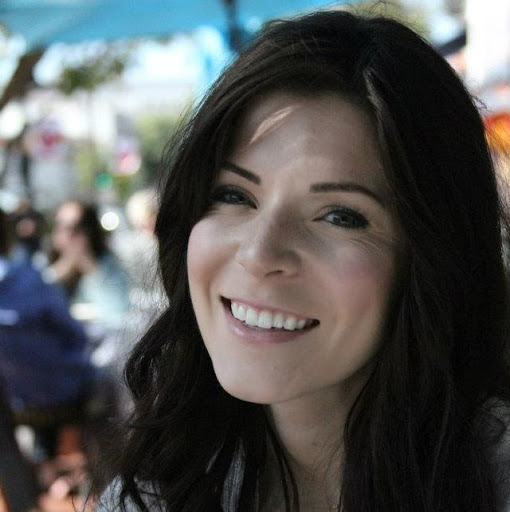 Sarah Giles Photo 10