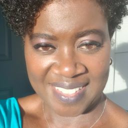 Maxine Walker Photo 11