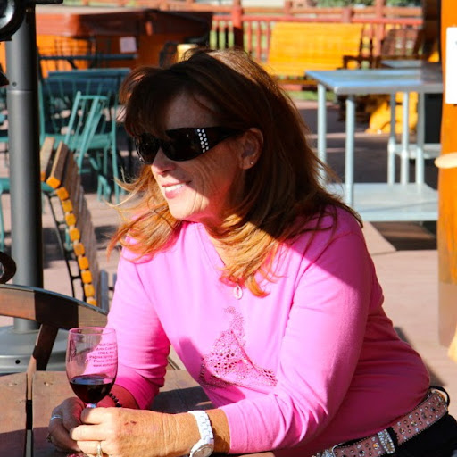 Pamela Lowe Photo 23