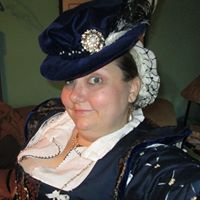 Elizabeth Layton Photo 40