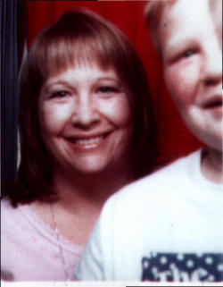Laura Andrews Photo 3