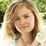 Suzanne Power Photo 19