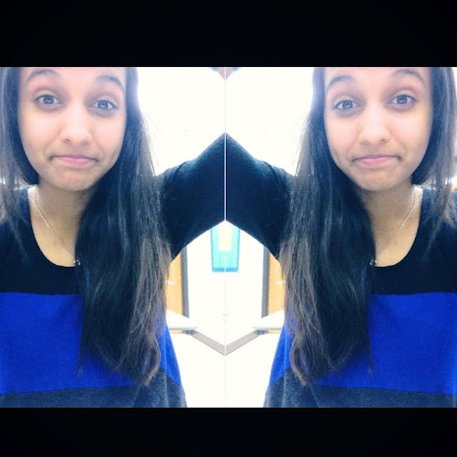 Sarah Kazmi Photo 4