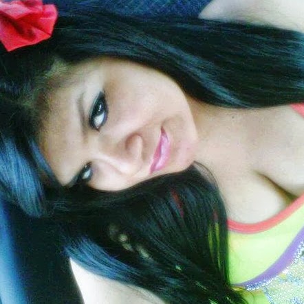 Dora Robles Photo 26