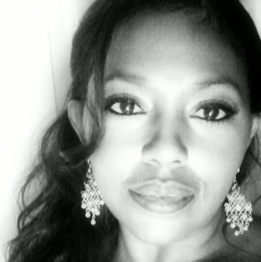 Ramona Moore Photo 13