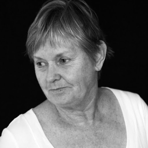 Susan Pitts Photo 45