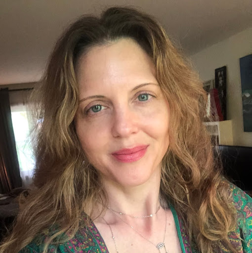 April Gray Photo 32