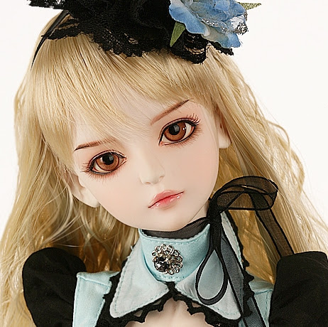 Emerald Chen Photo 2